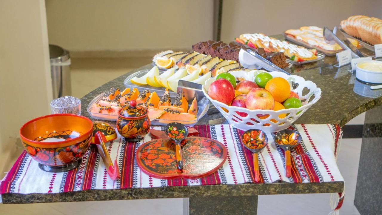 Hotel Petrov Канела Екстериор снимка