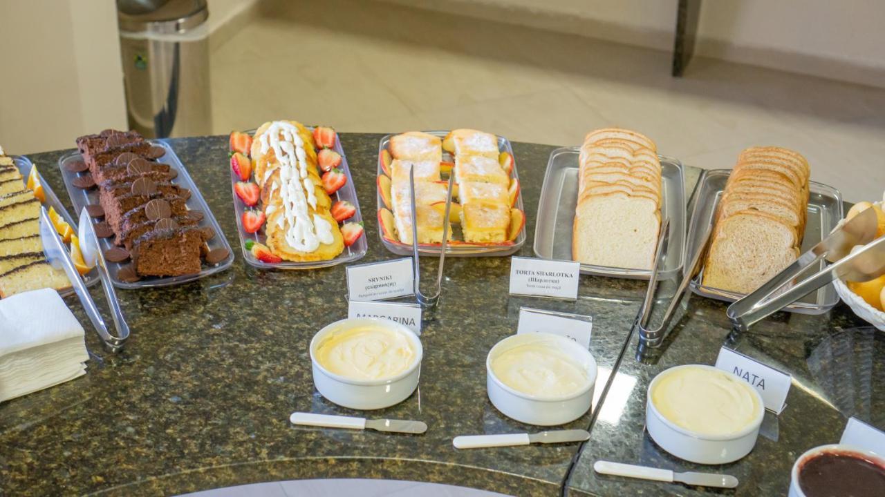 Hotel Petrov Канела Екстериор снимка
