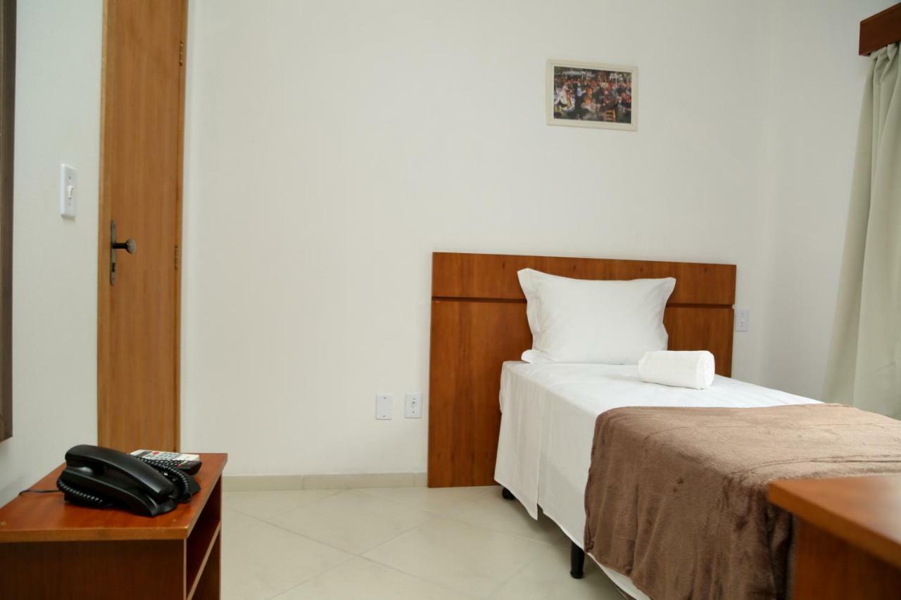 Hotel Petrov Канела Екстериор снимка