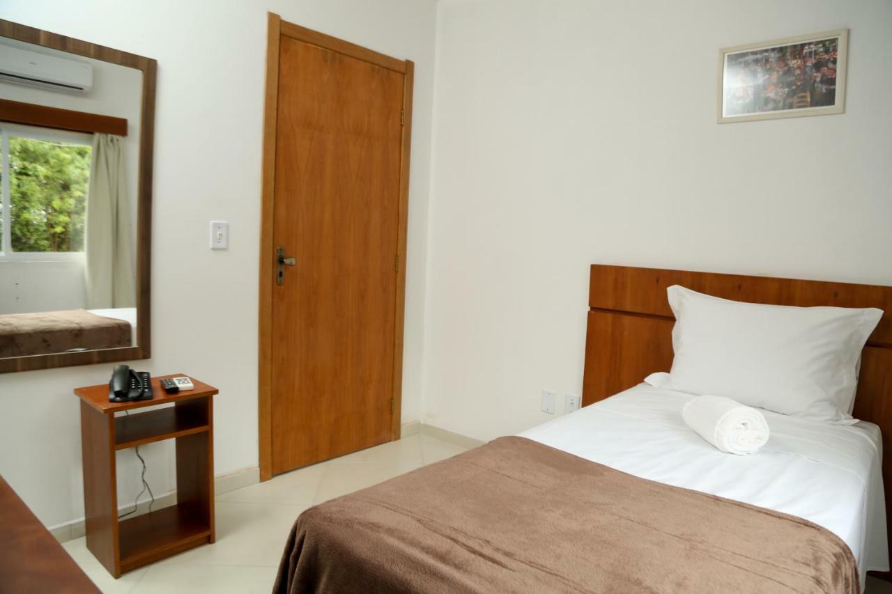 Hotel Petrov Канела Екстериор снимка